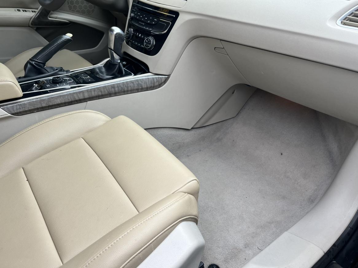 Peugeot 508 2011 thumb 3