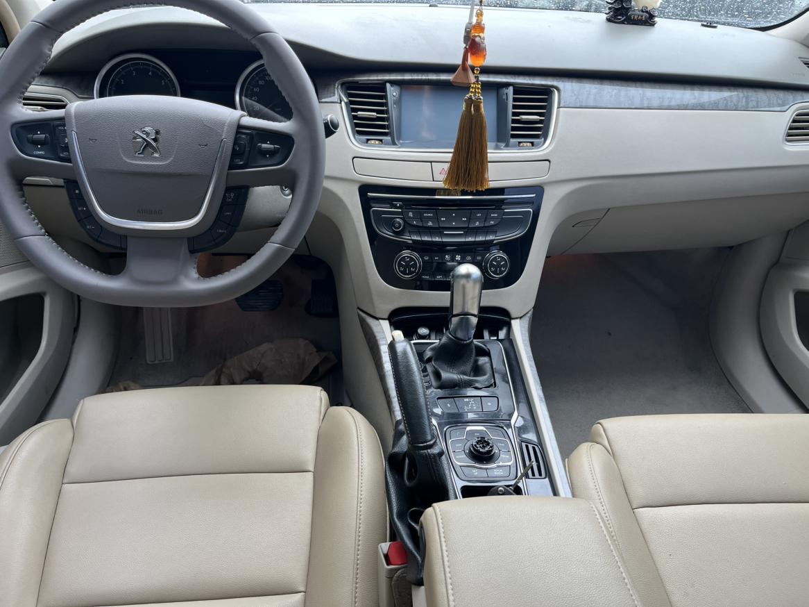 Peugeot 508 2011 thumb 5