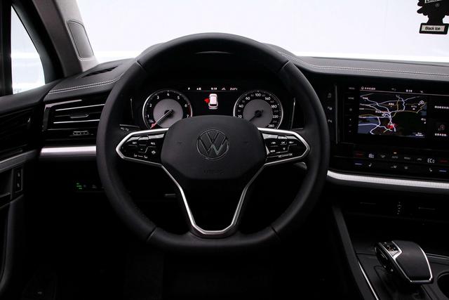 Volkswagen Touareg 2022 thumb 8