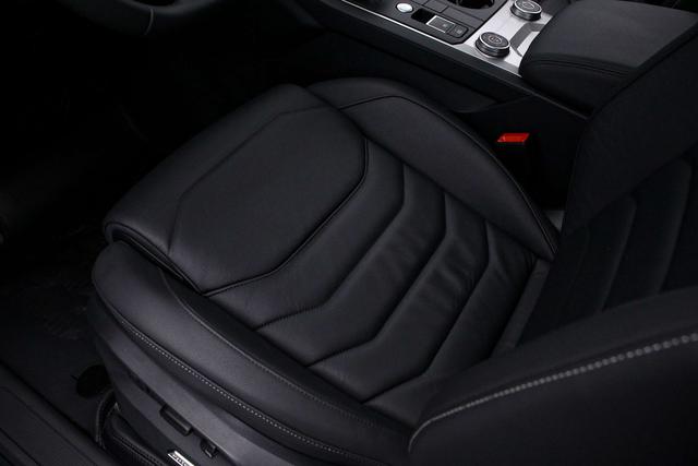 Volkswagen Touareg 2022 thumb 11