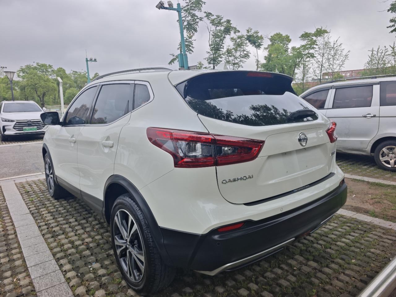 Nissan Qashqai+2 2022 thumb 2