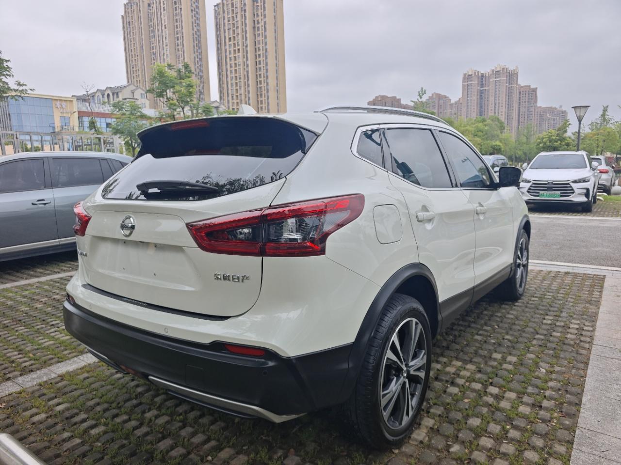 Nissan Qashqai+2 2022 thumb 4