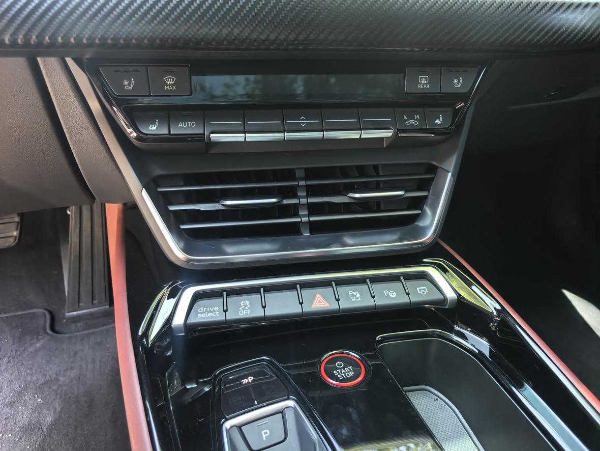 Audi e-tron GT 2023 thumb 6