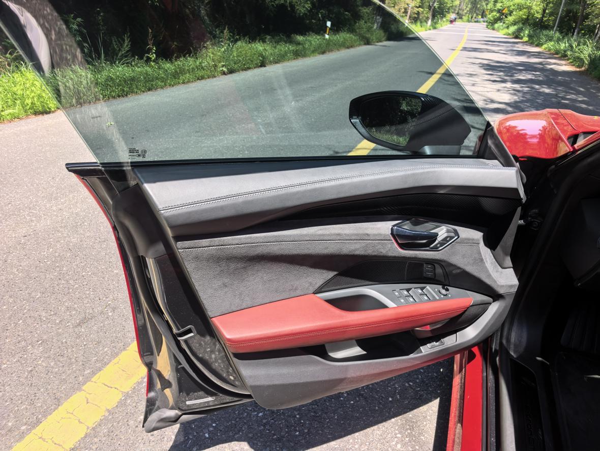 Audi e-tron GT 2023 thumb 7