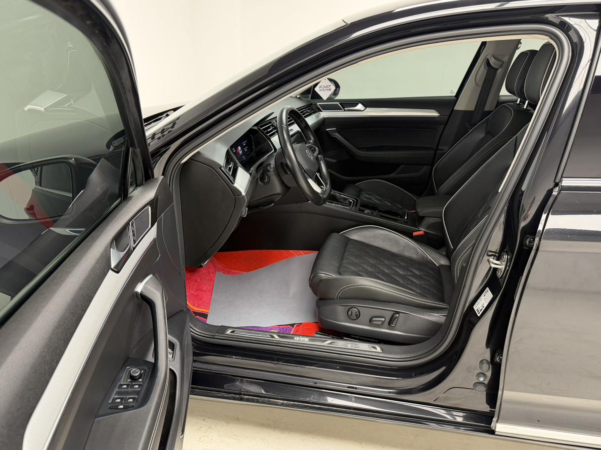 Volkswagen Magotan PHEV 2022 thumb 11