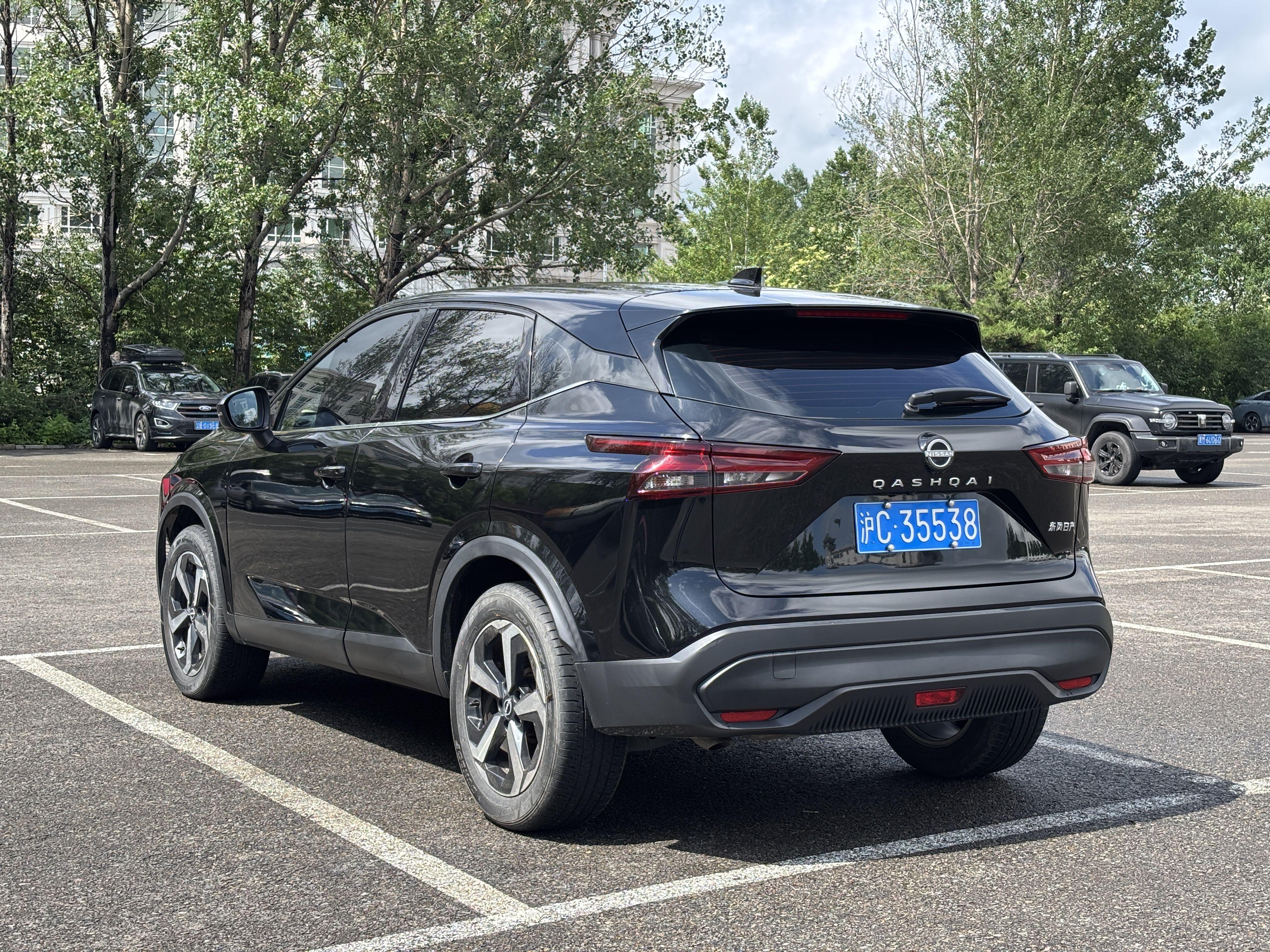 Nissan Qashqai+2 2023 thumb 2