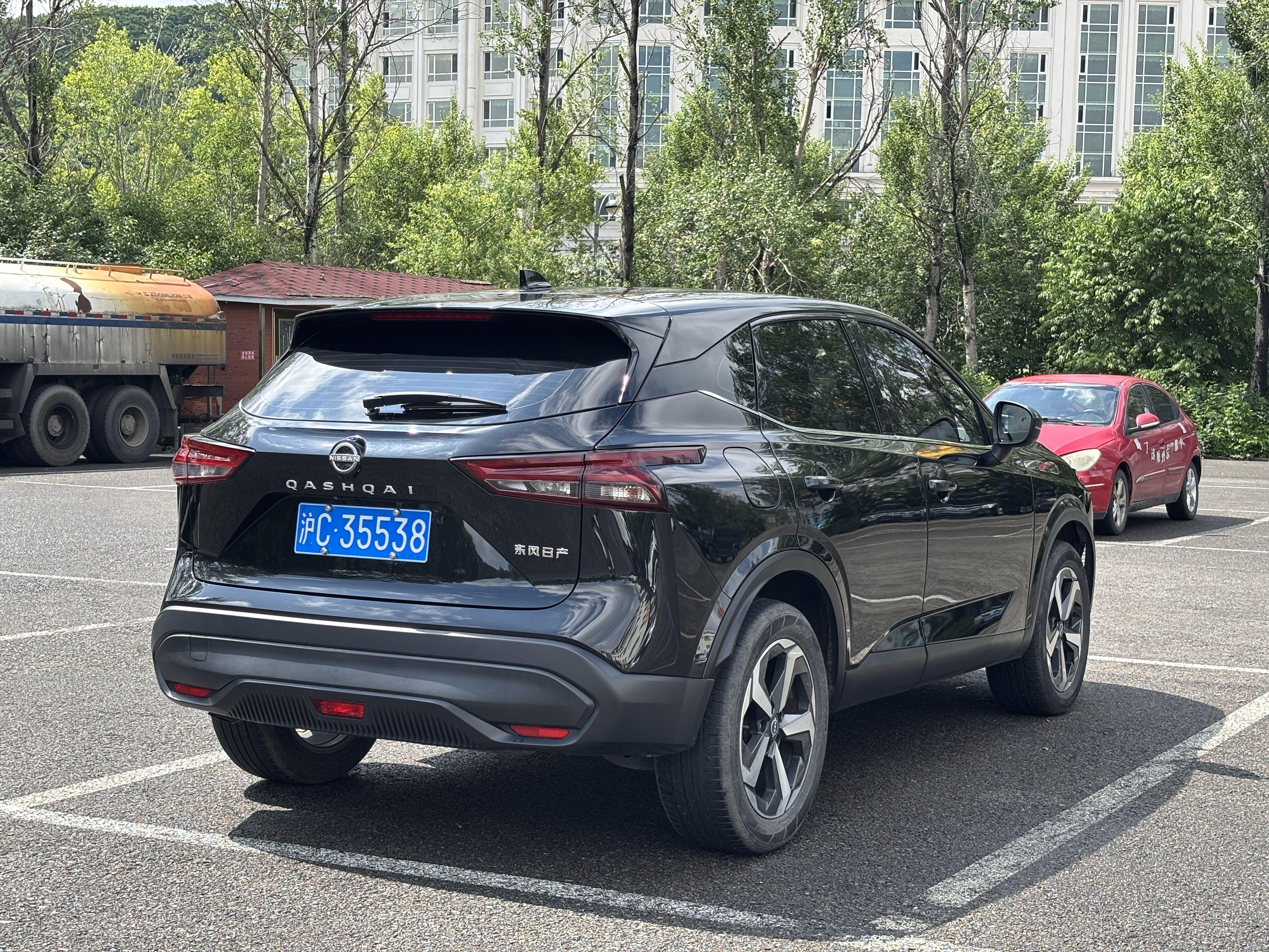 Nissan Qashqai+2 2023 thumb 4