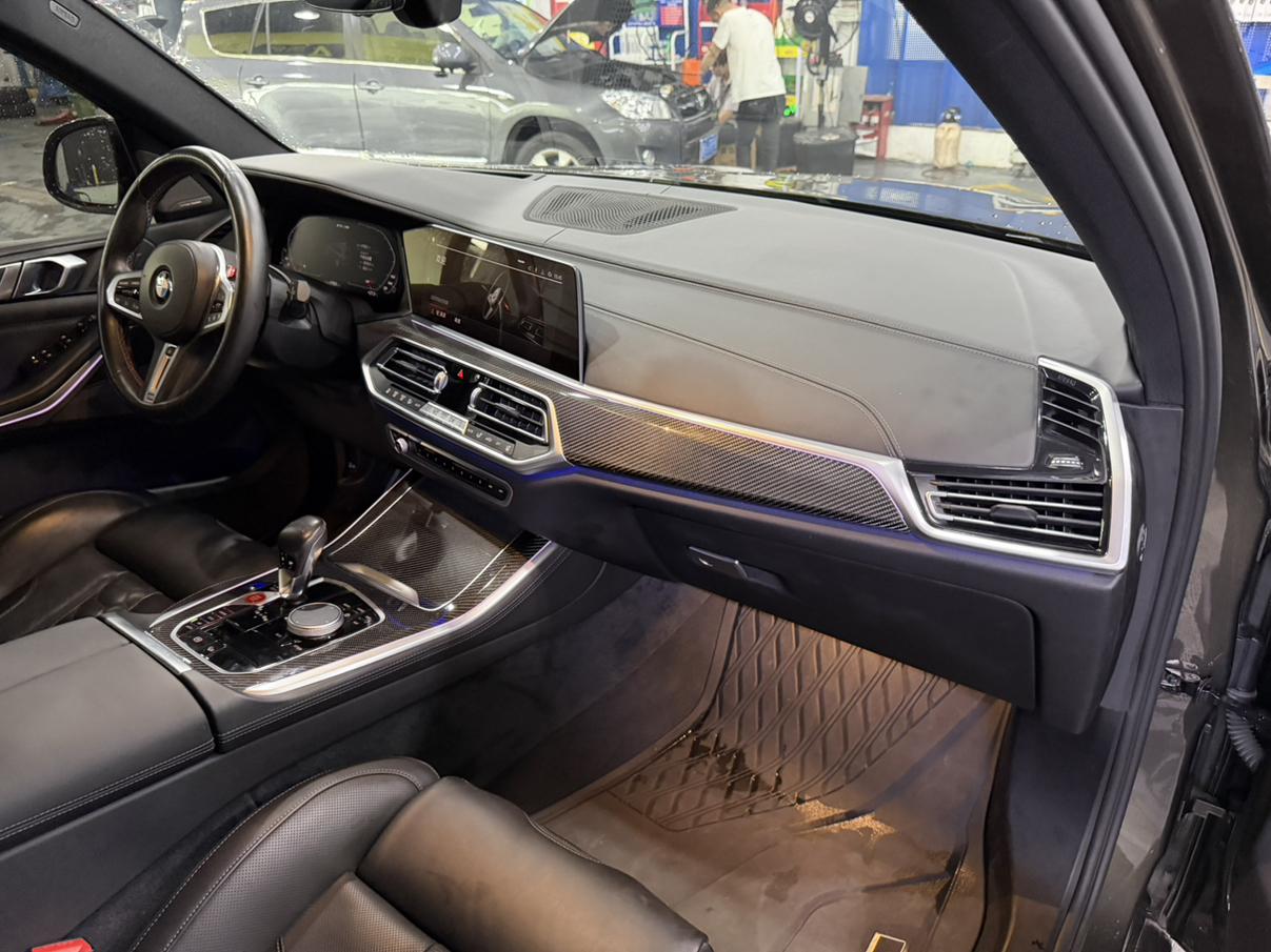 BMW X5 M 2022 thumb 7