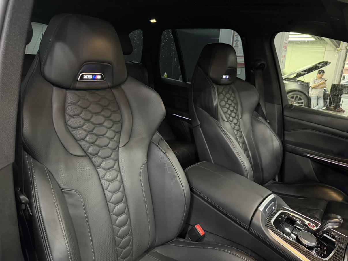 BMW X5 M 2022 thumb 9