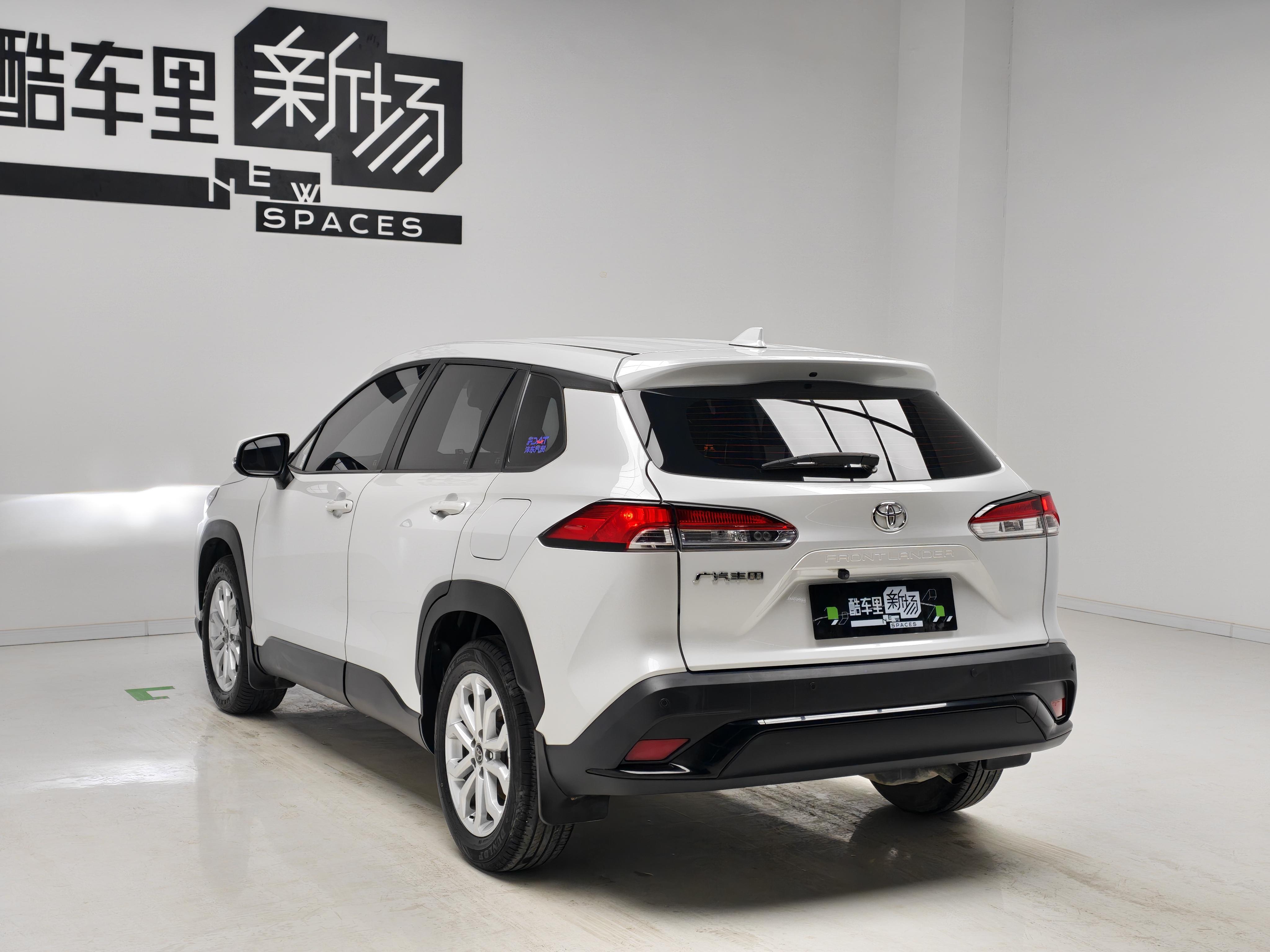 Toyota Frontlander 2023 thumb 3