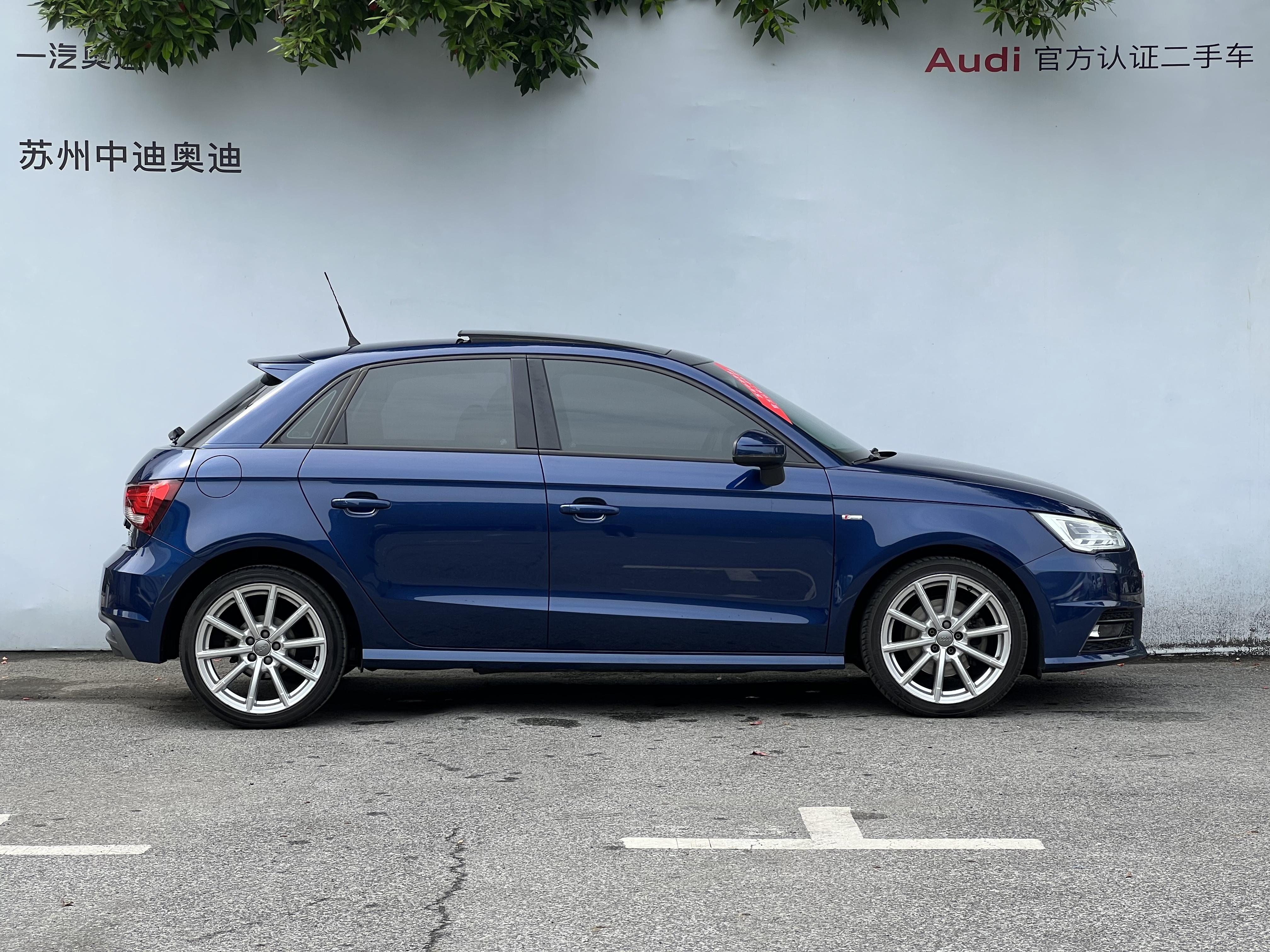 Audi A1 2016 thumb 3