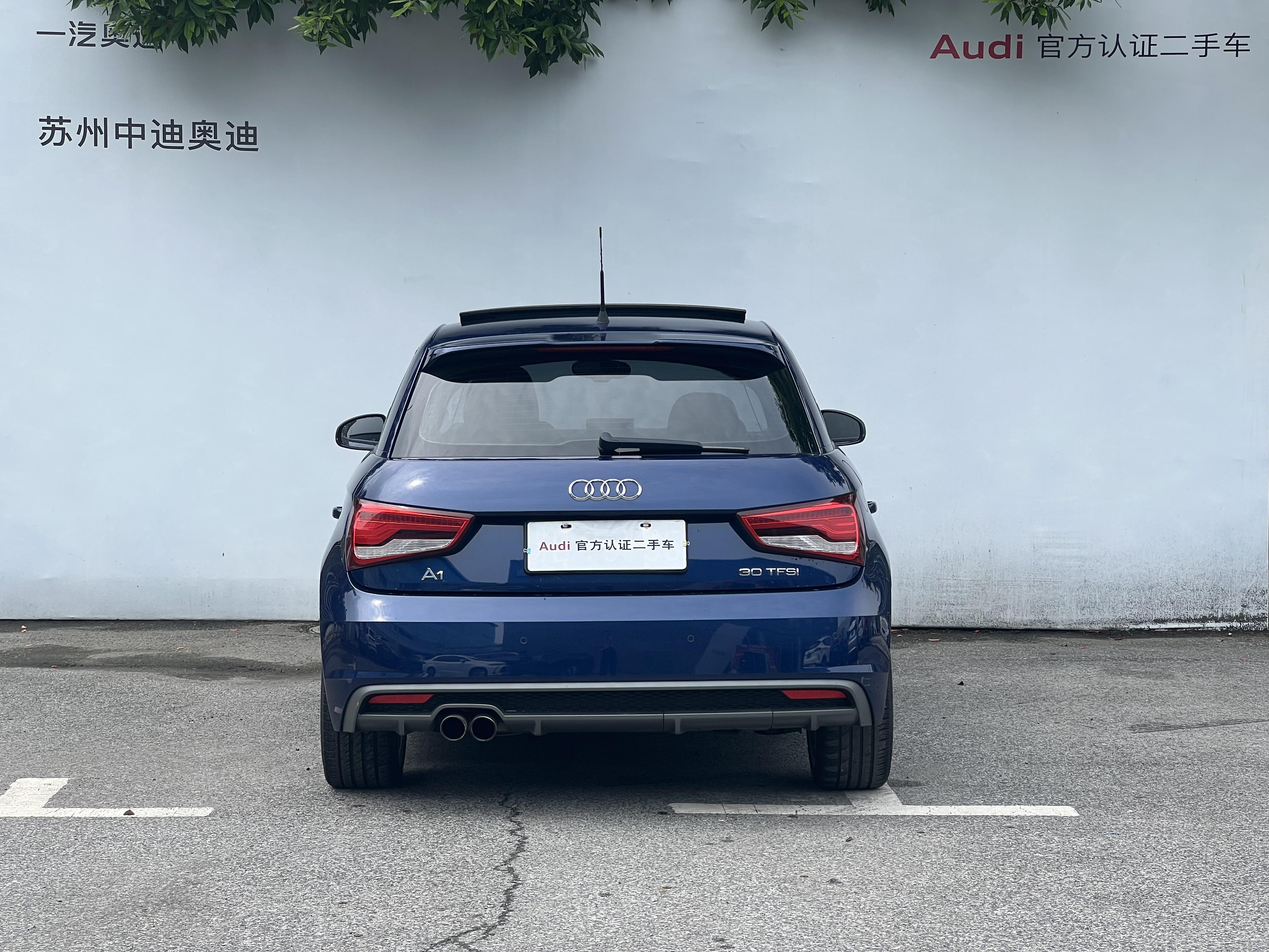 Audi A1 2016 thumb 11
