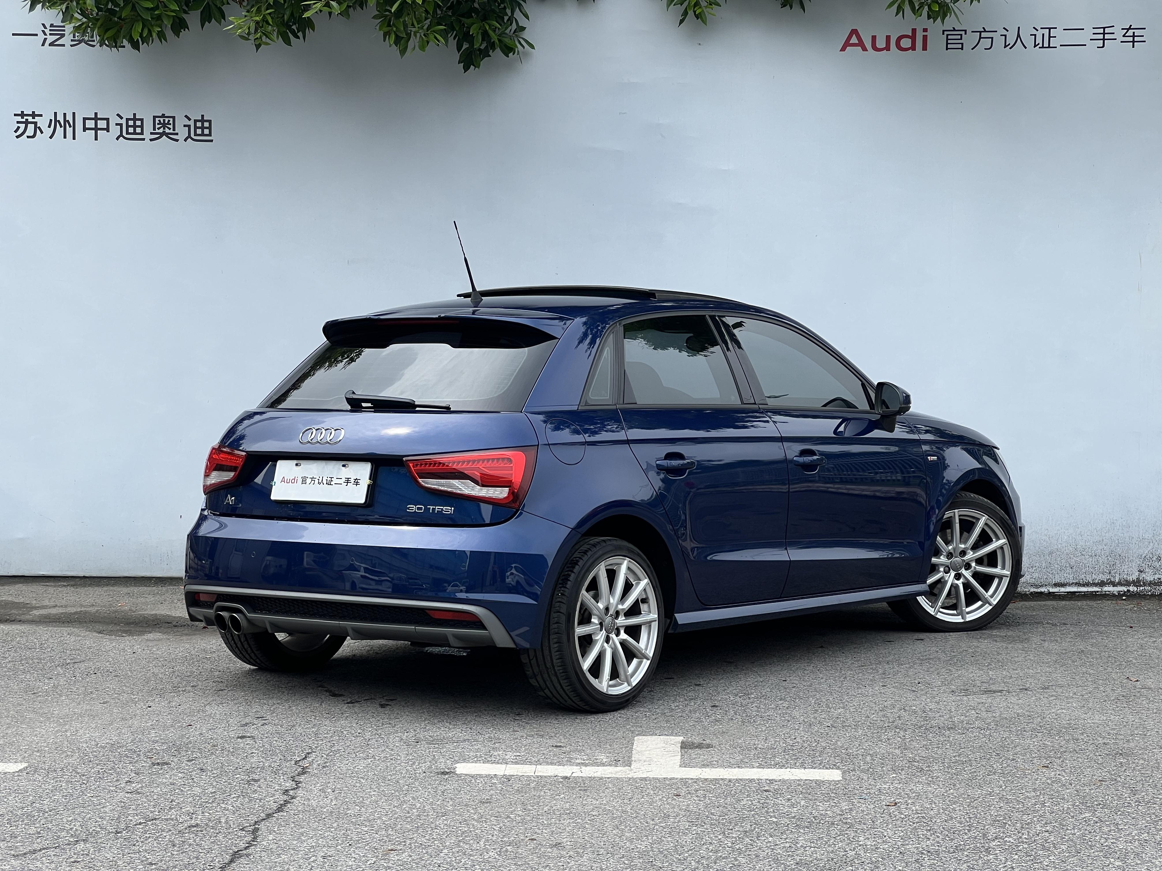 Audi A1 2016 thumb 12