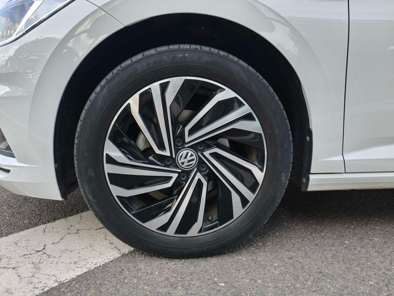 Volkswagen Sagitar 2022 thumb 7