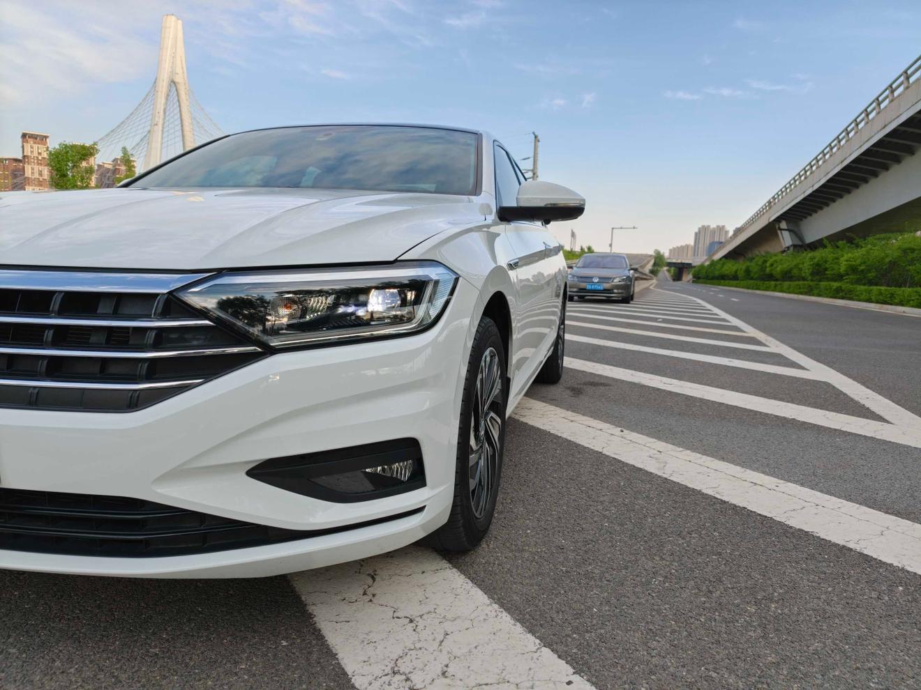Volkswagen Sagitar 2022 thumb 10