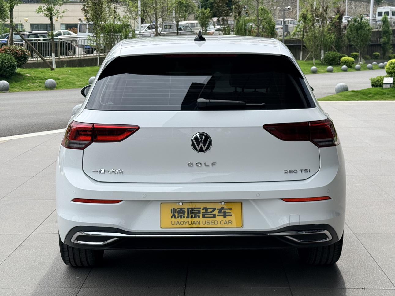 Volkswagen Golf Sportsvan 2023 thumb 4