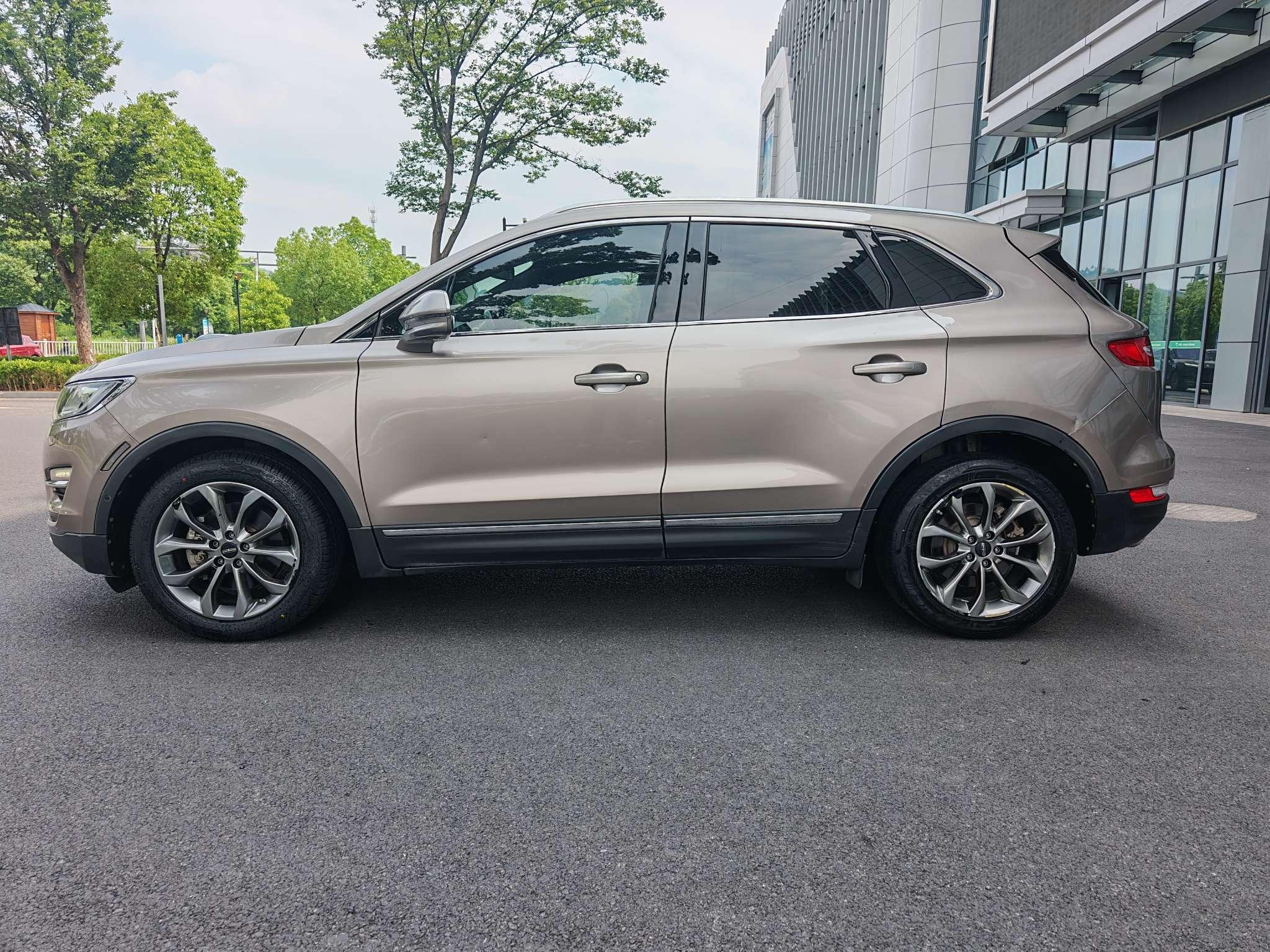 Lincoln MKC 2018 thumb 2