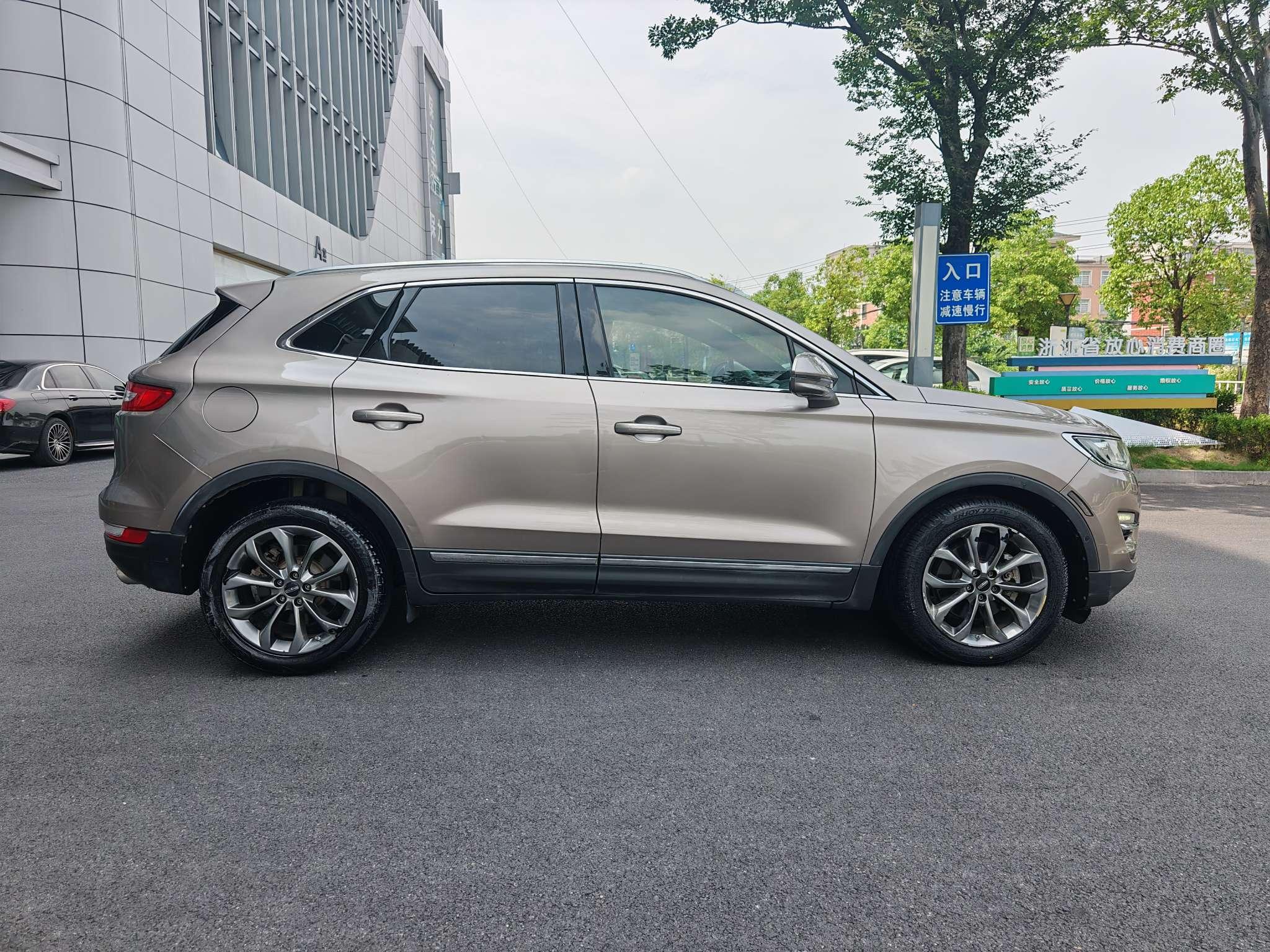 Lincoln MKC 2018 thumb 6