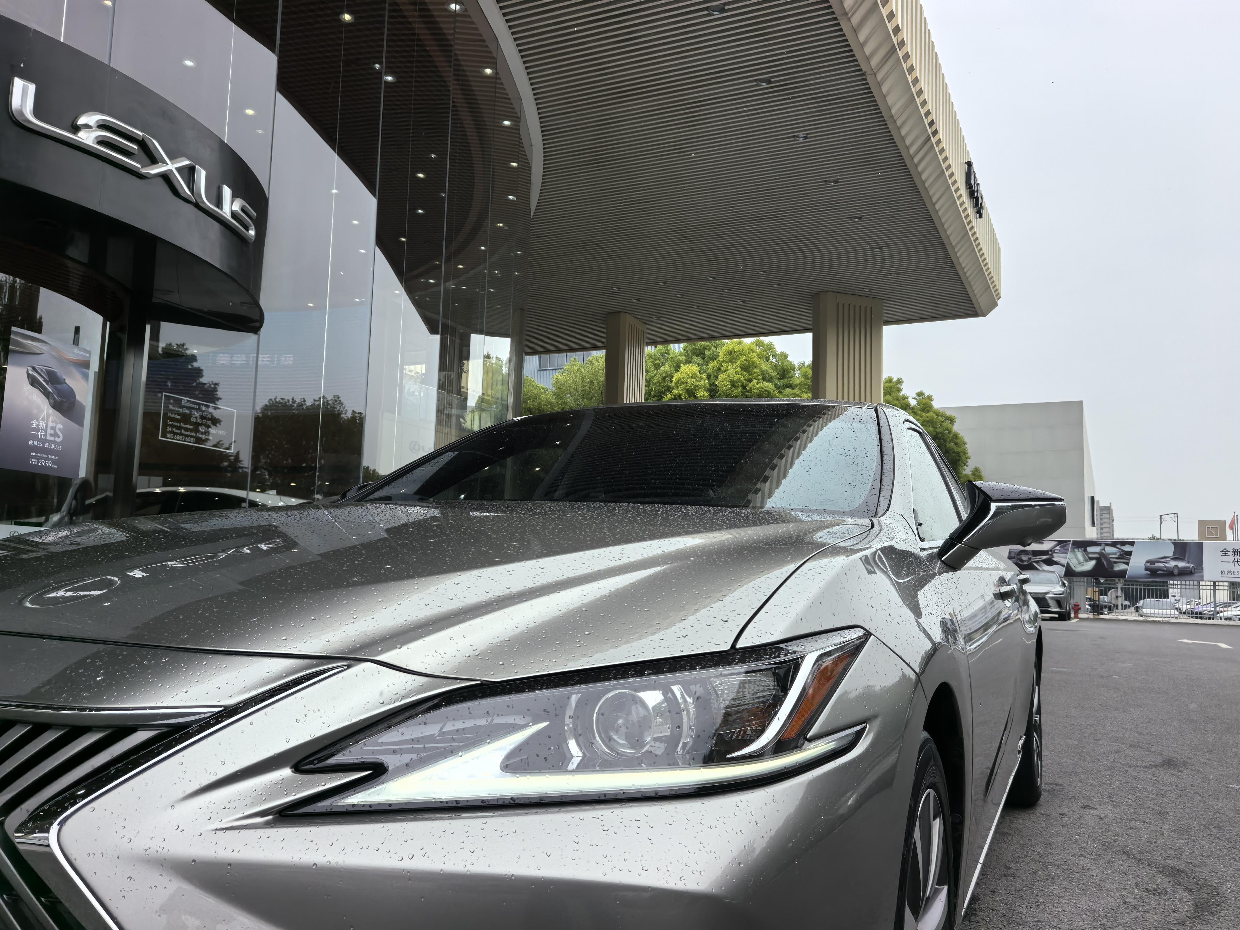 Lexus ES 2020 thumb 6
