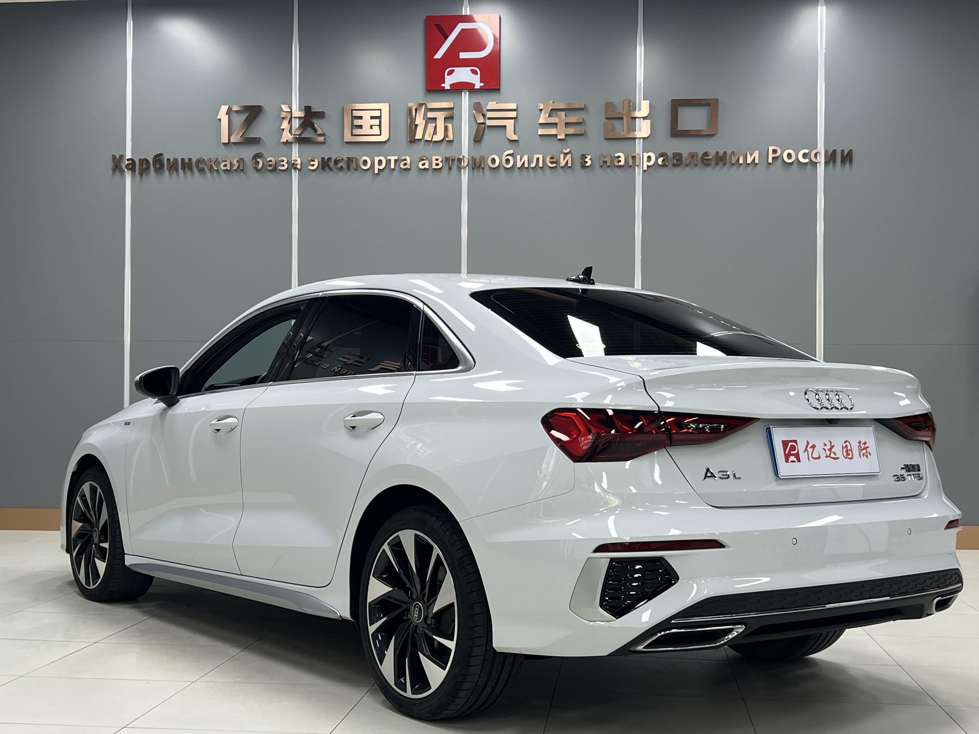 Audi A3 2022 thumb 2