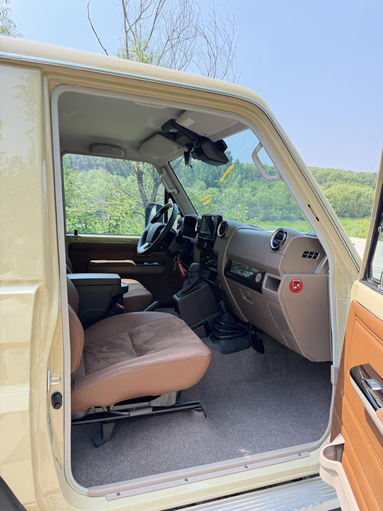 Toyota 70 2025 thumb 8