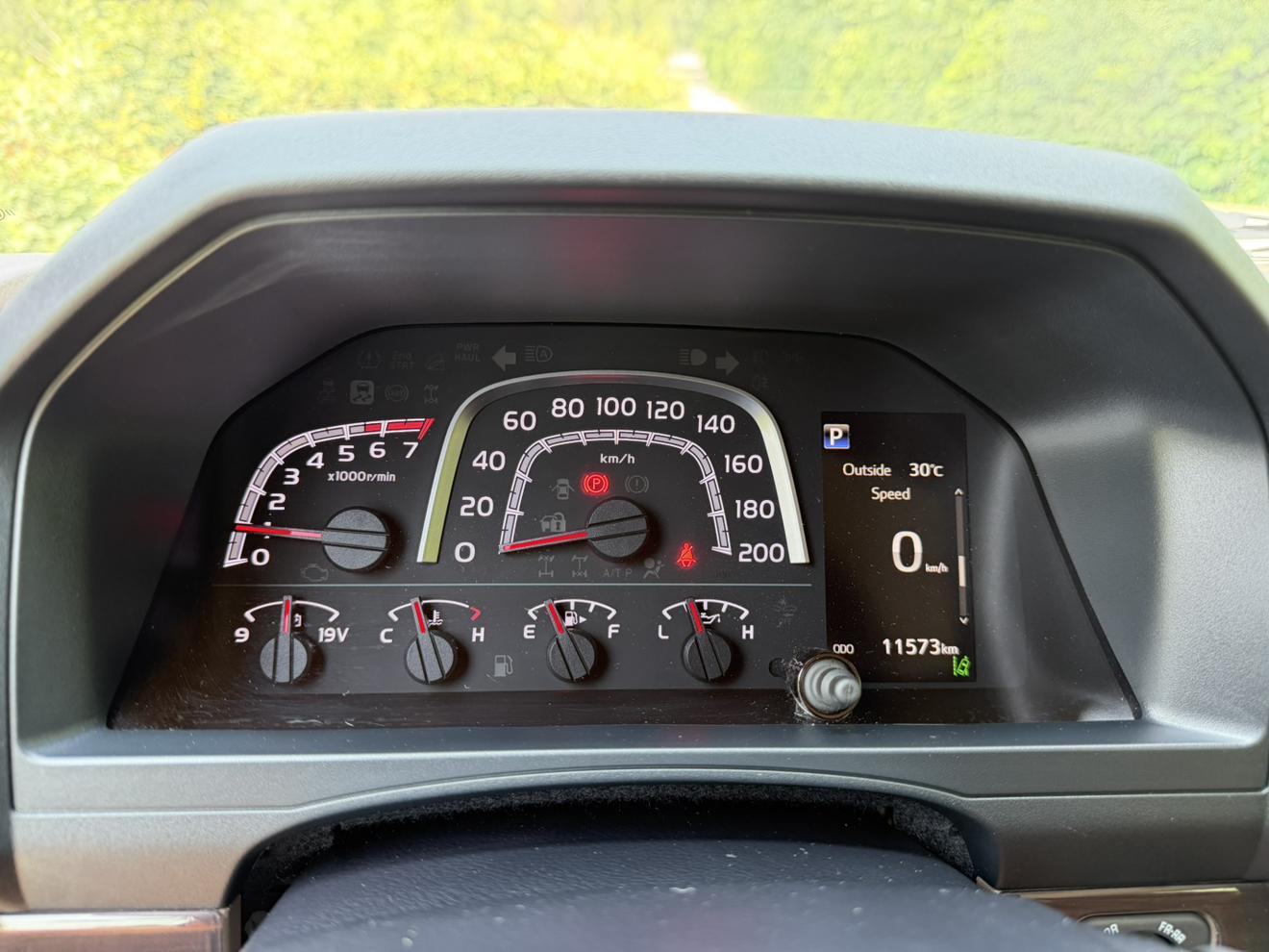 Toyota 70 2025 thumb 10