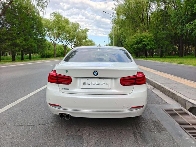 BMW 3 серии 2019 thumb 2