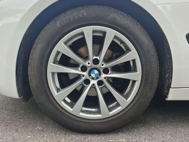 BMW 3 серии 2019 thumb 4