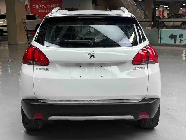 Peugeot 2008 2014 thumb 4