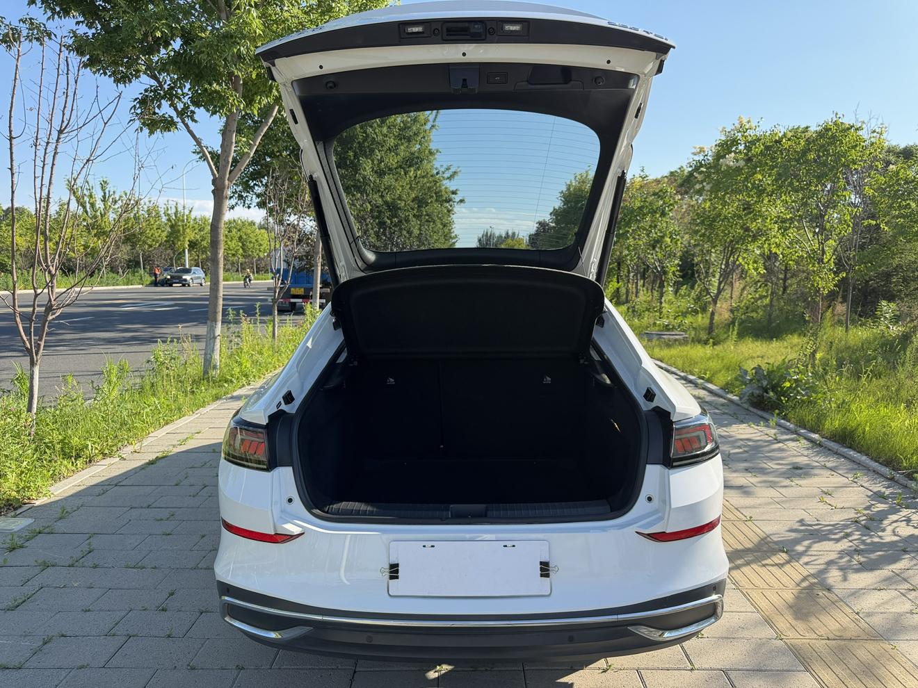 Volkswagen Lamando 2023 thumb 7