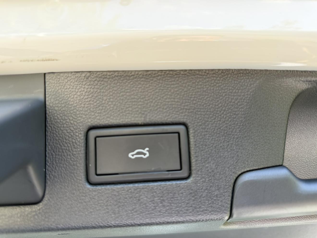 Volkswagen Lamando 2023 thumb 11
