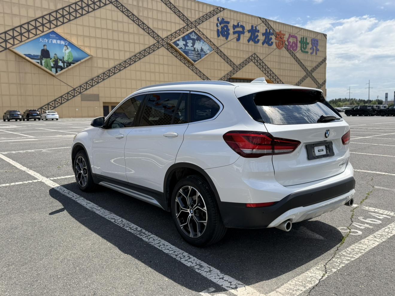BMW X1 2022 thumb 2
