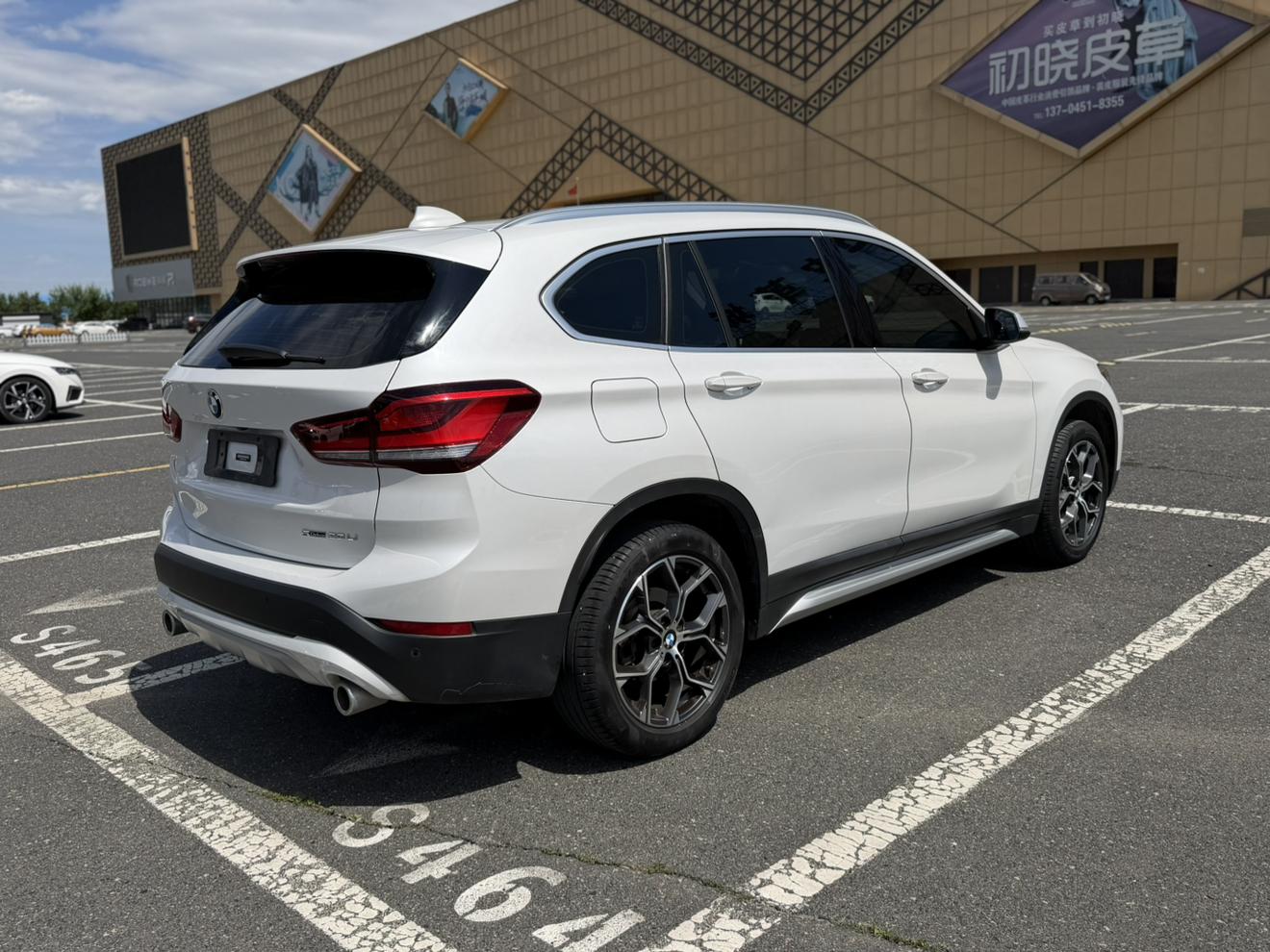 BMW X1 2022 thumb 4
