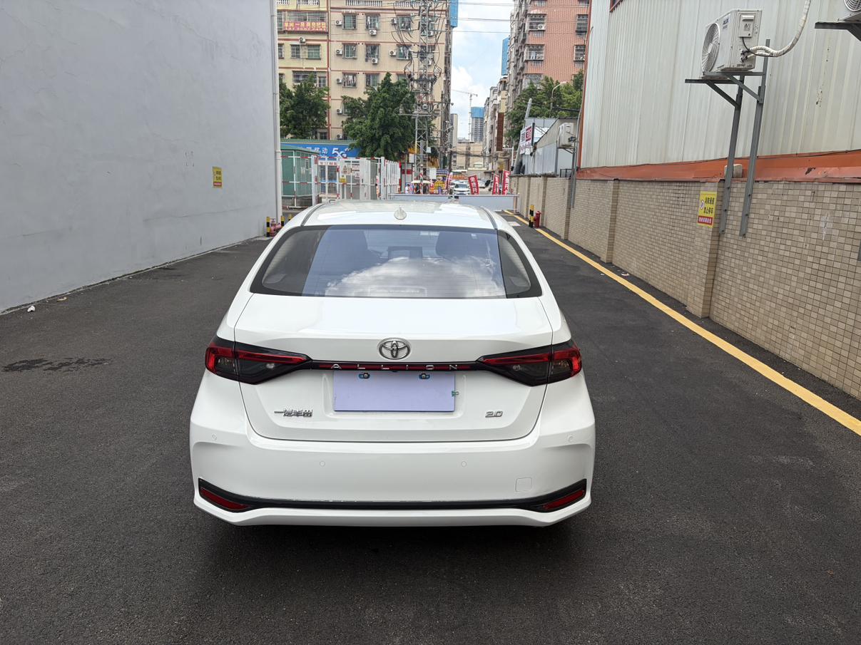 Toyota Crown 2022 thumb 3