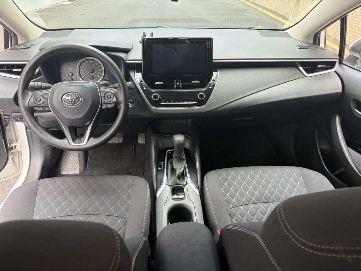 Toyota Crown 2022 thumb 5