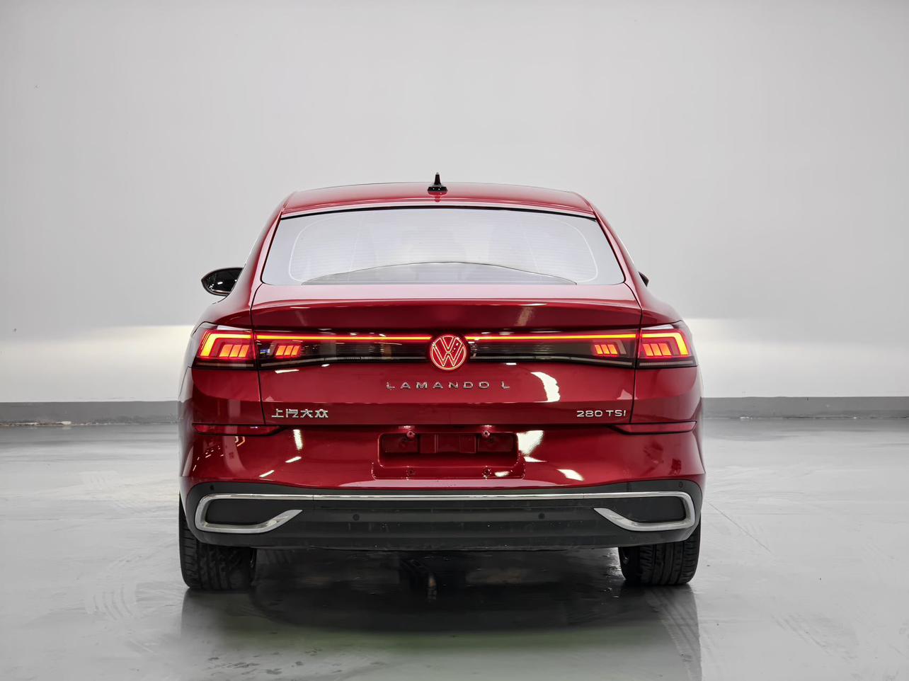Volkswagen Lamando 2022 thumb 2