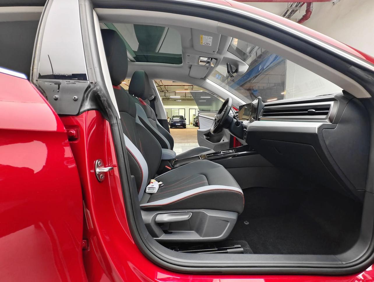 Volkswagen Lamando 2022 thumb 6