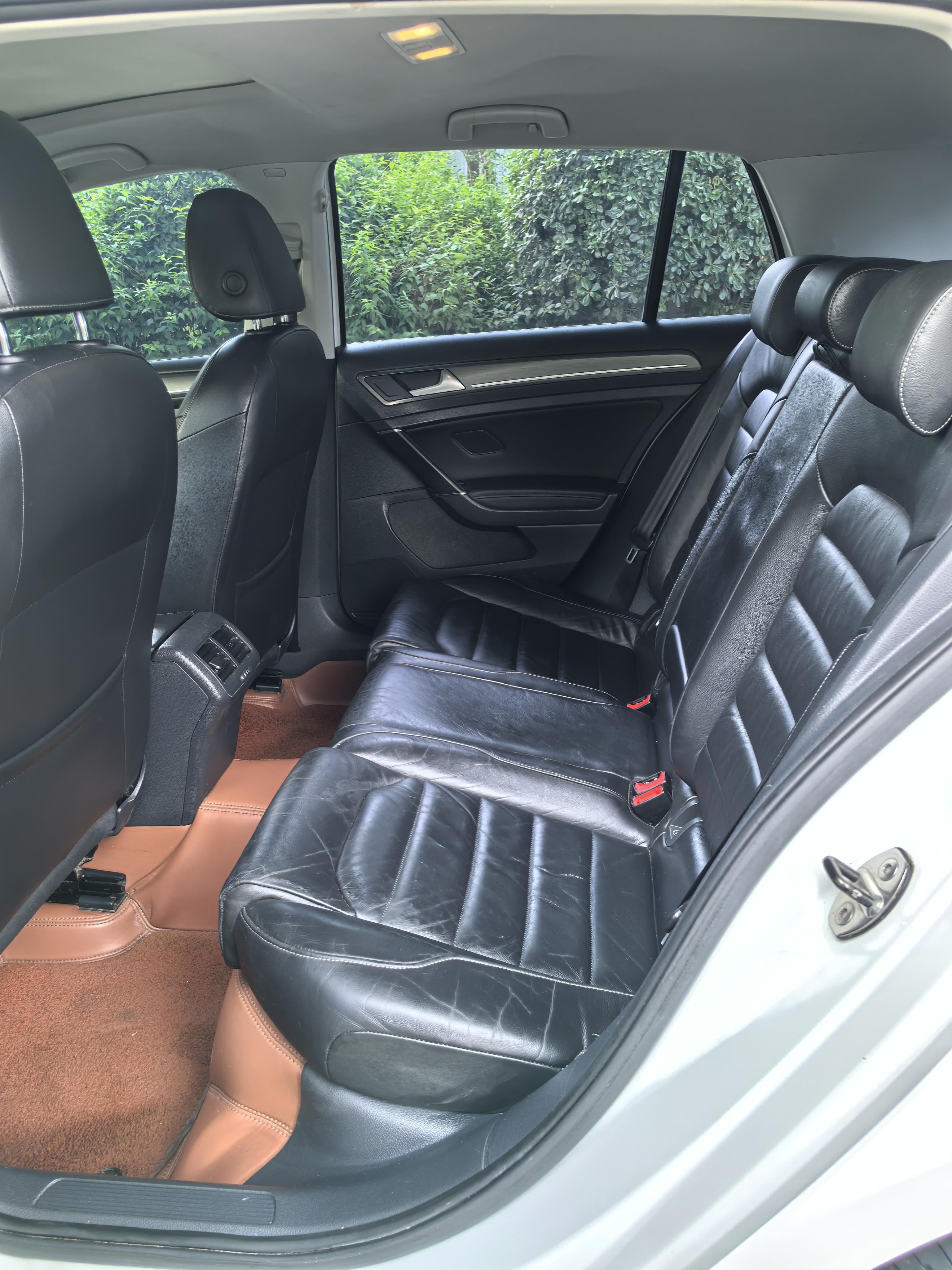 Volkswagen Golf Sportsvan 2015 thumb 8