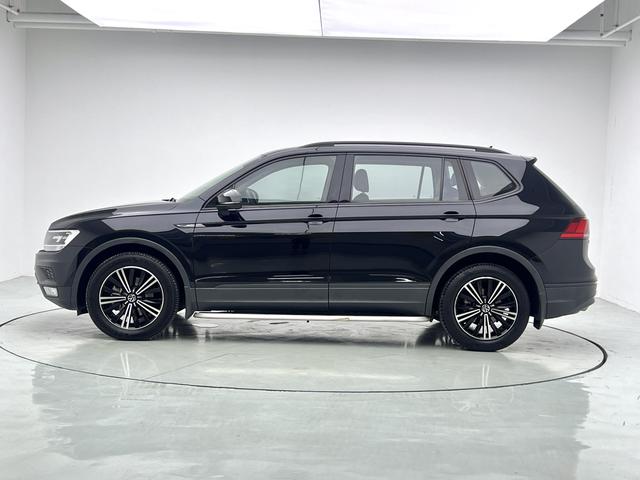 Volkswagen Tiguan 2021 thumb 2