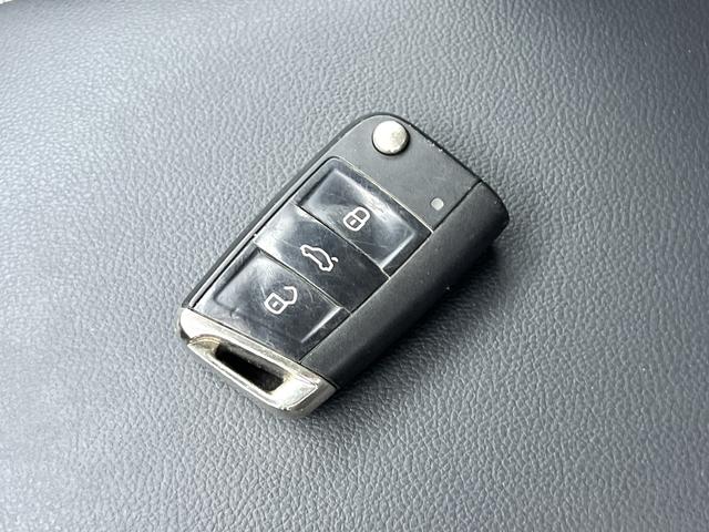 Volkswagen Tiguan 2021 thumb 9