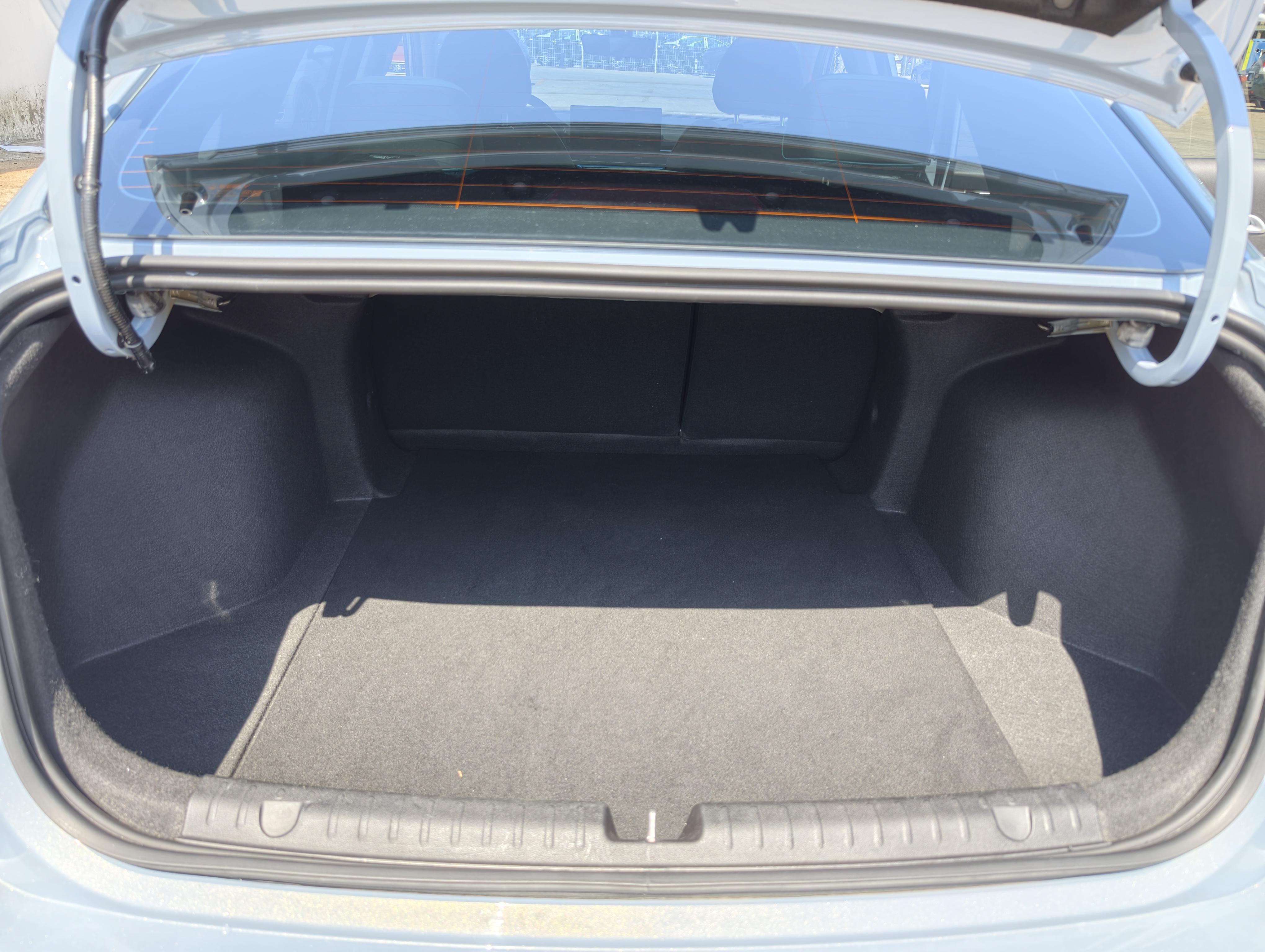 Geely Emgrand 2023 thumb 8