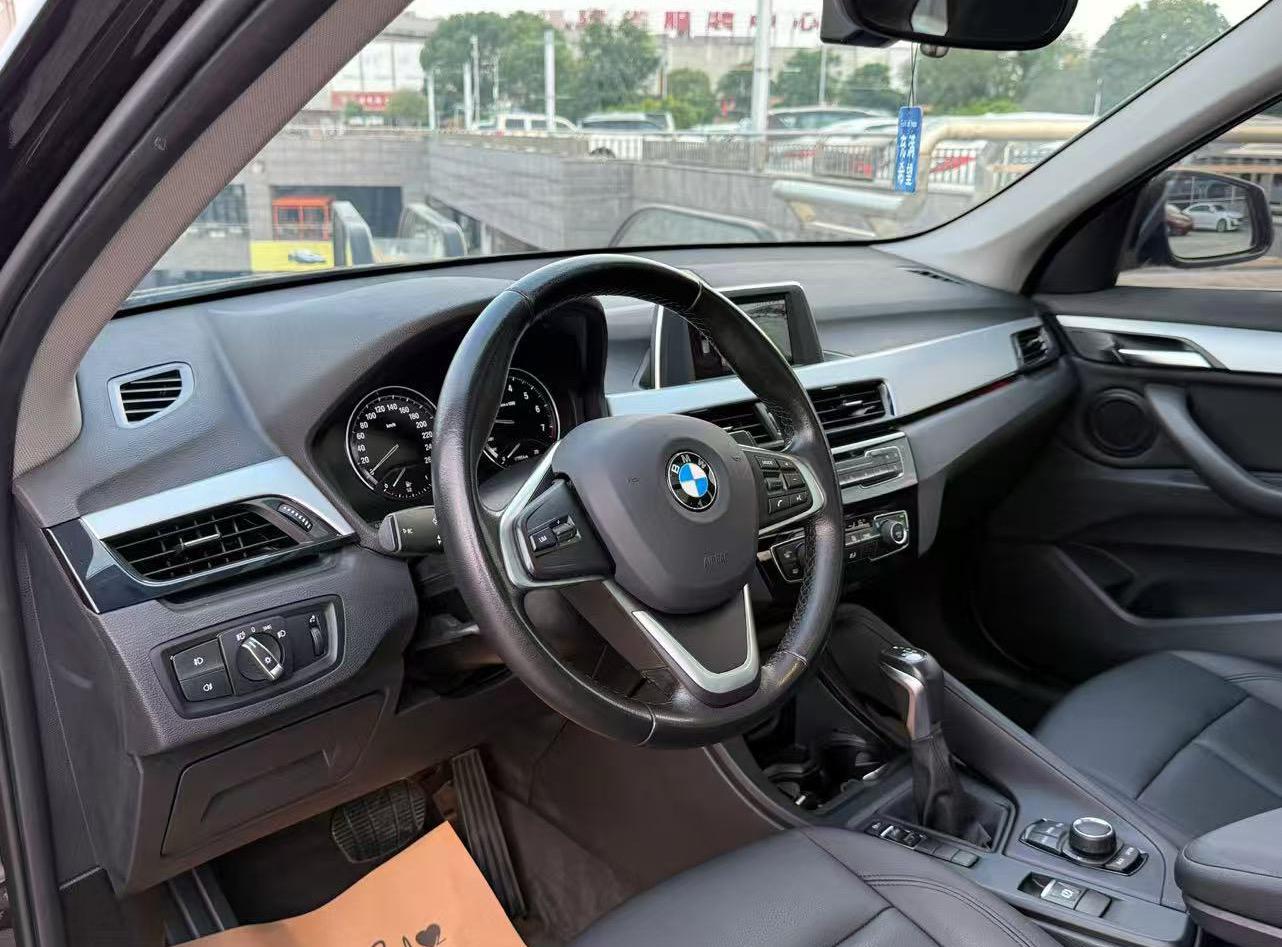 BMW X1 2019 thumb 3