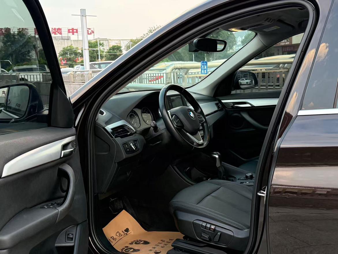 BMW X1 2019 thumb 8