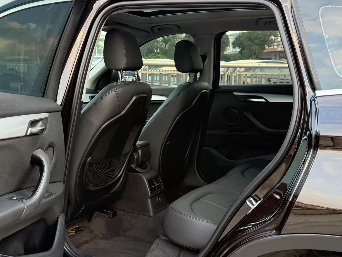 BMW X1 2019 thumb 9