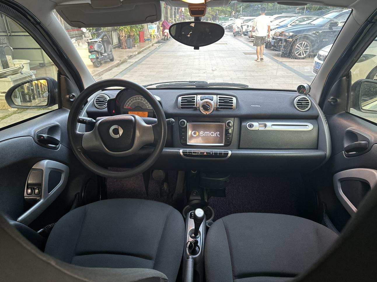 Smart Fortwo 2013 thumb 5