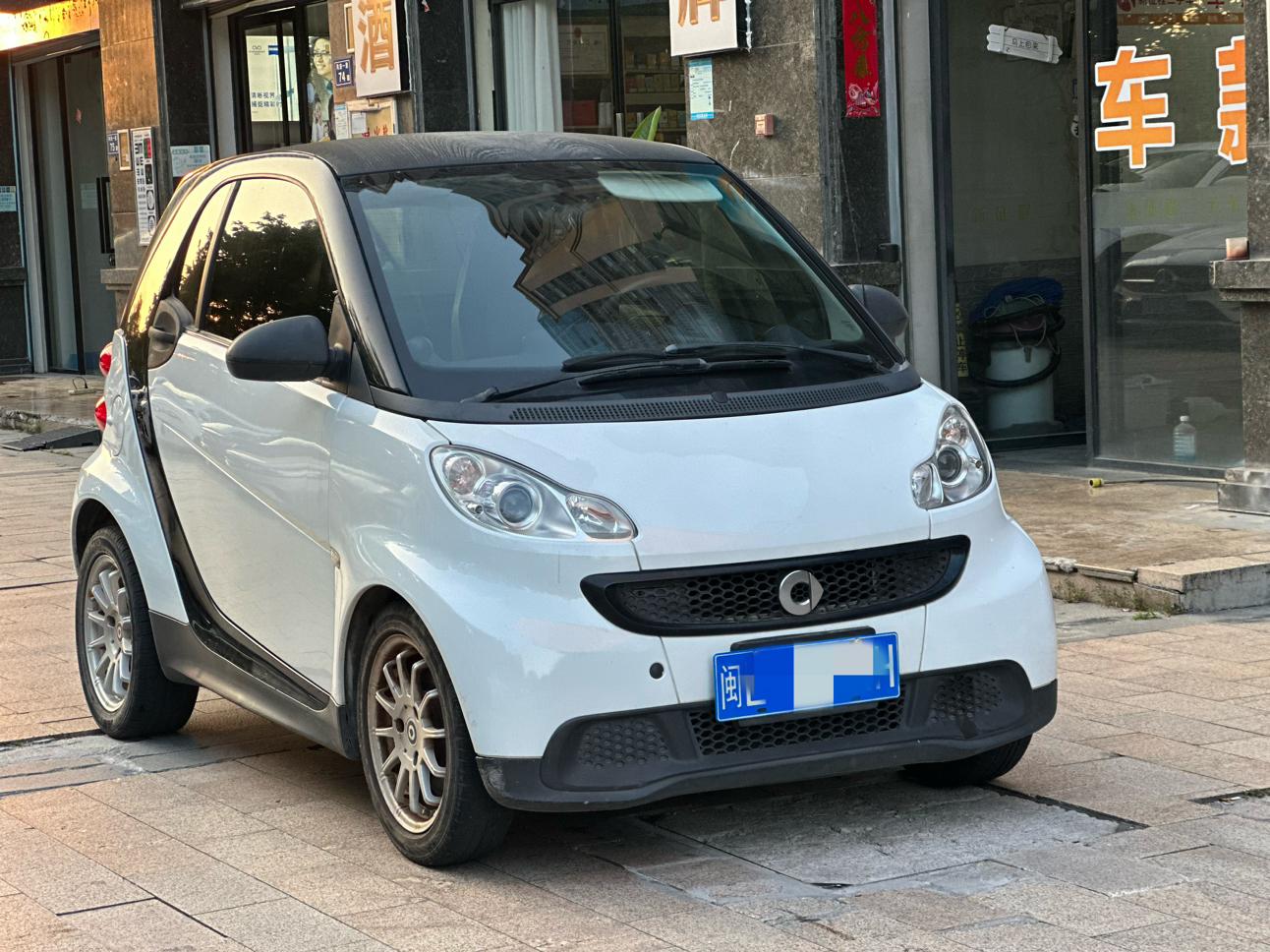 Smart Fortwo 2013 thumb 12