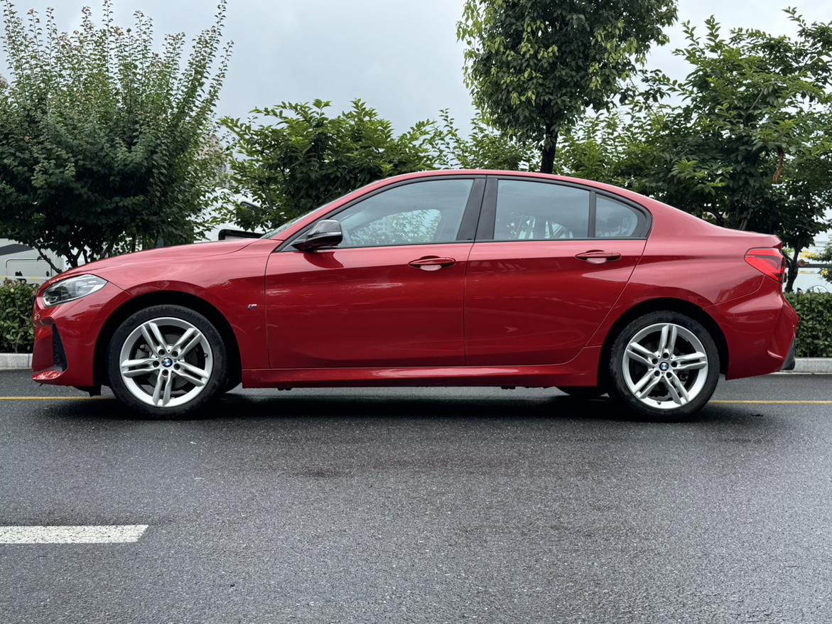 BMW 1 серии 2021 thumb 2
