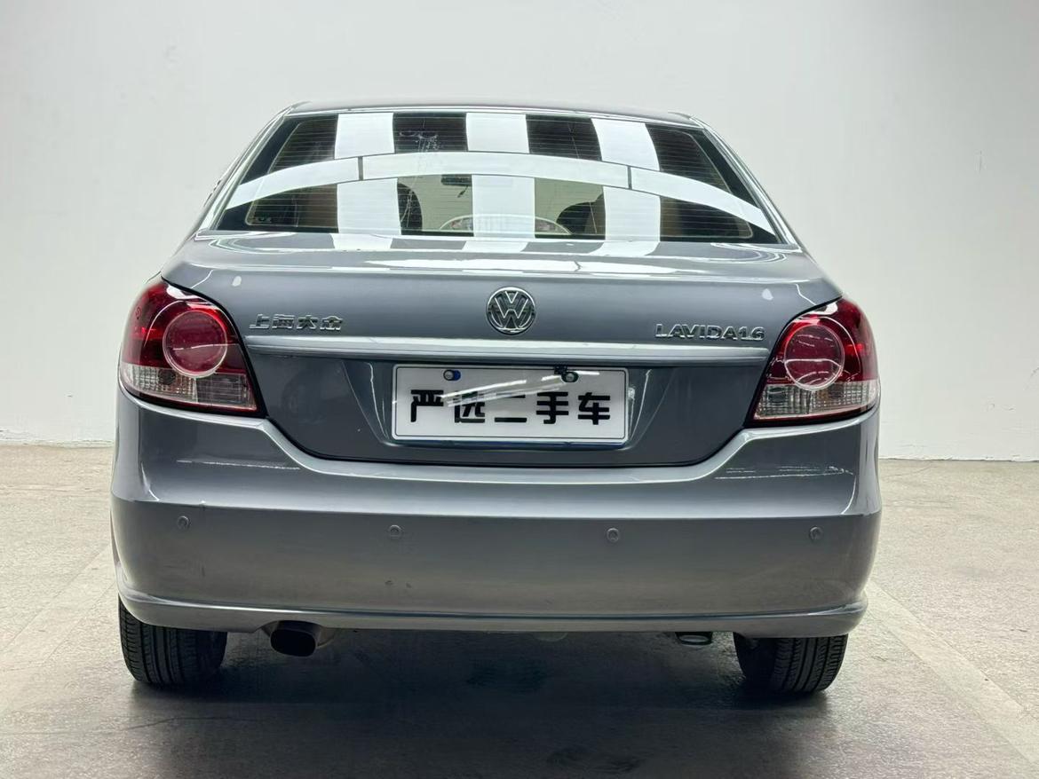 Volkswagen Lavida XR 2013 thumb 12