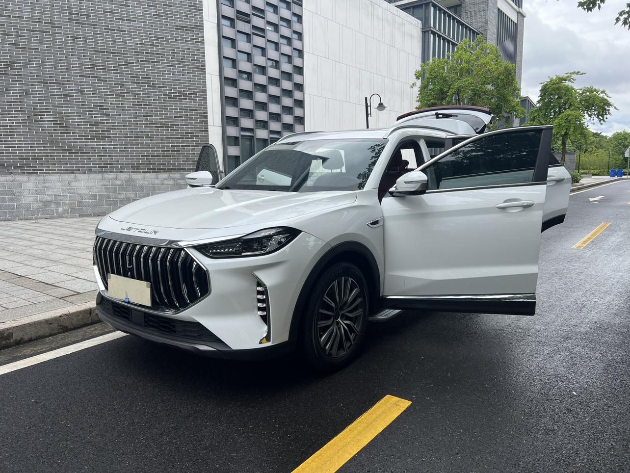 JETOUR X70 PLUS 2024 thumb 9