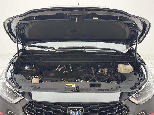 Toyota Crown 2021 thumb 8